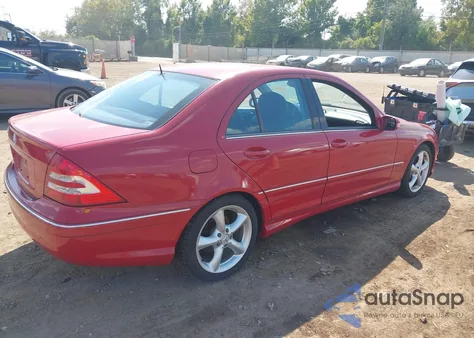 2006 Mercedes-Benz C 230 Sport z USA, uszkodzony, nr VIN WDBRF52H36F732830